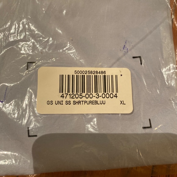 Kids gap uniform shirt NWT - Picture 3 of 4